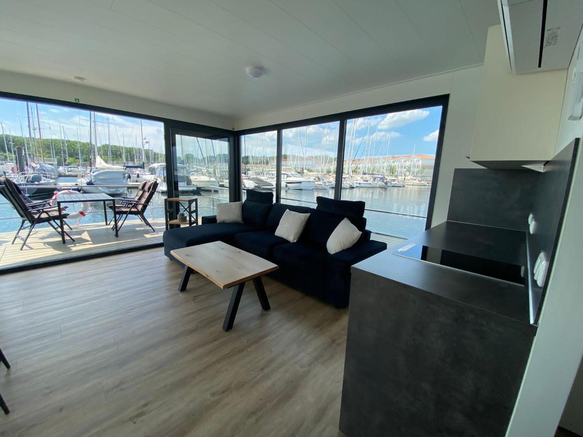 Urlaub Auf Dem Wasser Mit Einmaligen Ausblick - Well Hausboote Boltenhagen 10 Exteriör bild