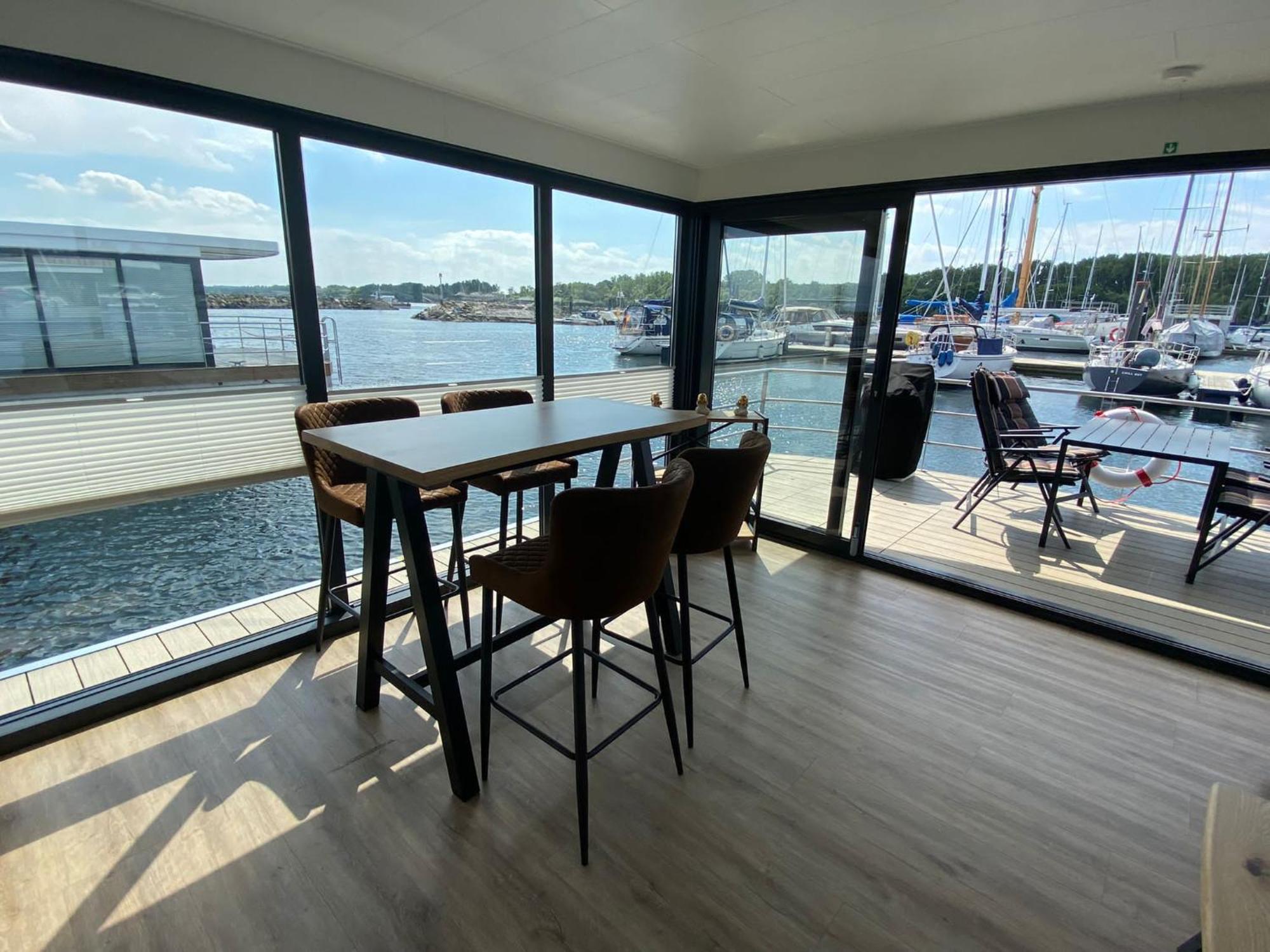 Urlaub Auf Dem Wasser Mit Einmaligen Ausblick - Well Hausboote Boltenhagen 10 Exteriör bild