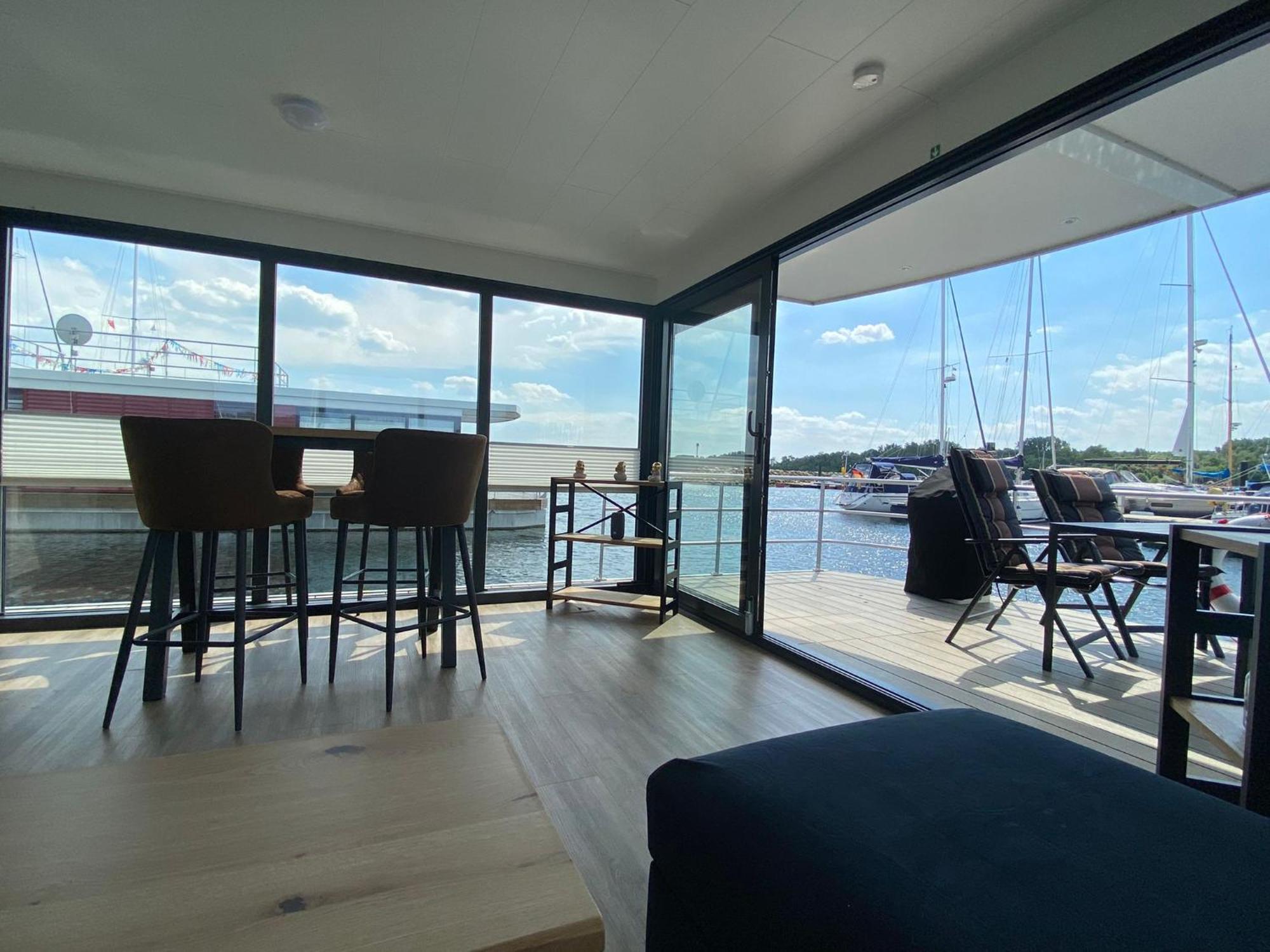 Urlaub Auf Dem Wasser Mit Einmaligen Ausblick - Well Hausboote Boltenhagen 10 Exteriör bild